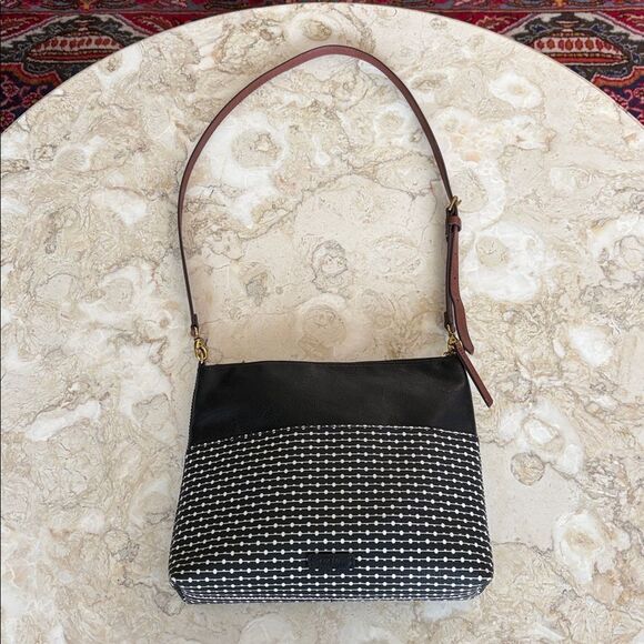 Fossil Fiona Vegan Leather Printed Large Crossbody Bag - Black/White - Picture 8 of 16